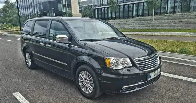 chrysler Chrysler Town &amp; Country cena 45000 przebieg: 345000, rok produkcji 2015 z Warszawa